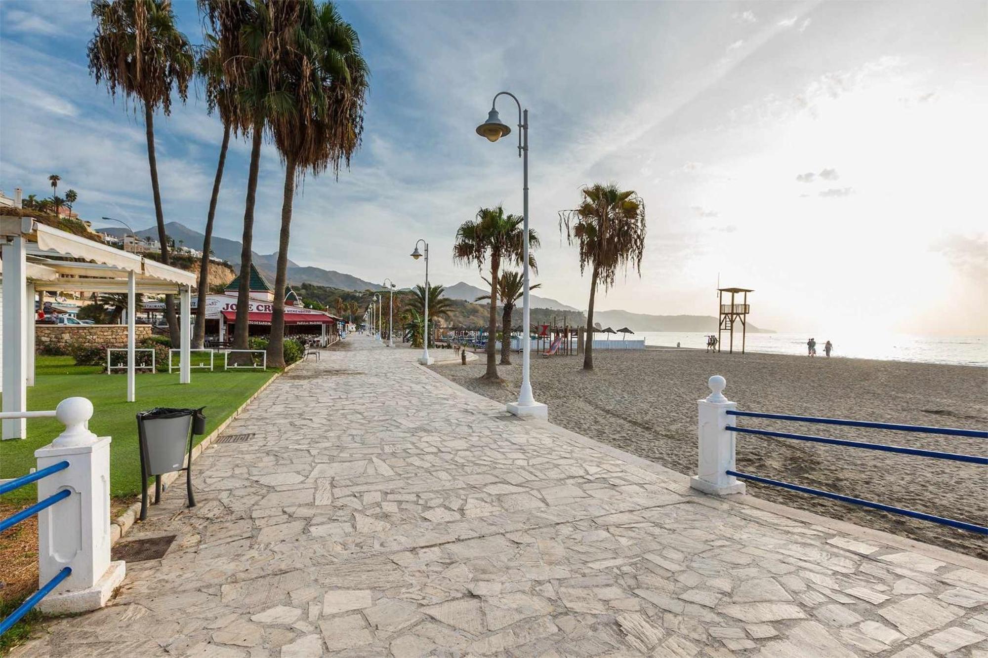 A&N Burriana Beach Nerja Kültér fotó